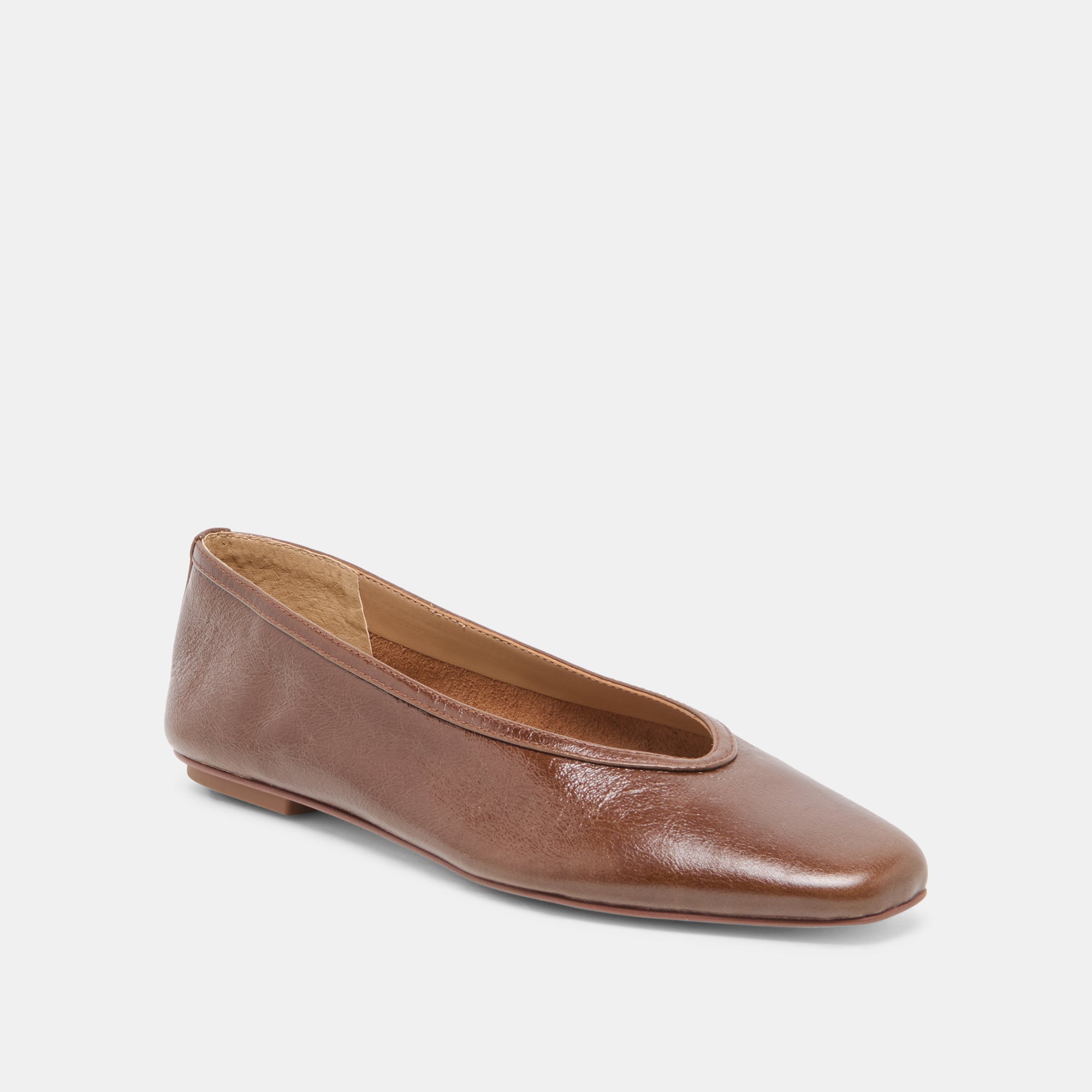 DOLCEVITA-FLAT_CARET_RUSSETLEATHER-01.jpg