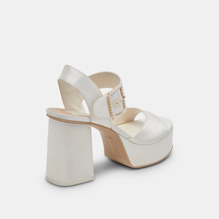 DOLCEVITA-HEELS_BOBBYPEARL_WHITEPEARLS-03-1.jpg
