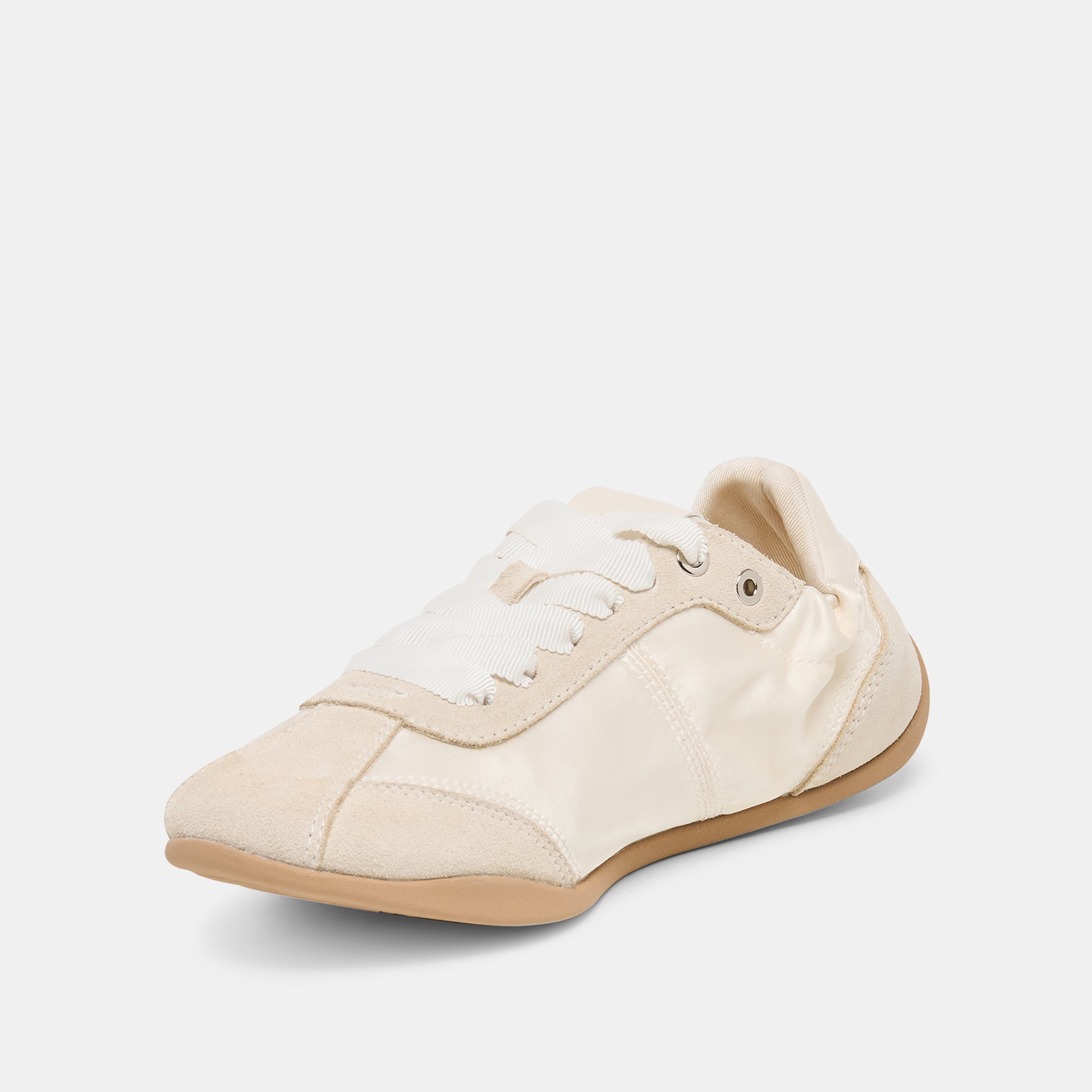 DOLCEVITA-SNEAKER_DAKODA_OFFWHITESATIN-08.jpg